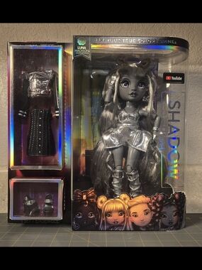 Rainbow High/Shadow High Luna Madison Doll